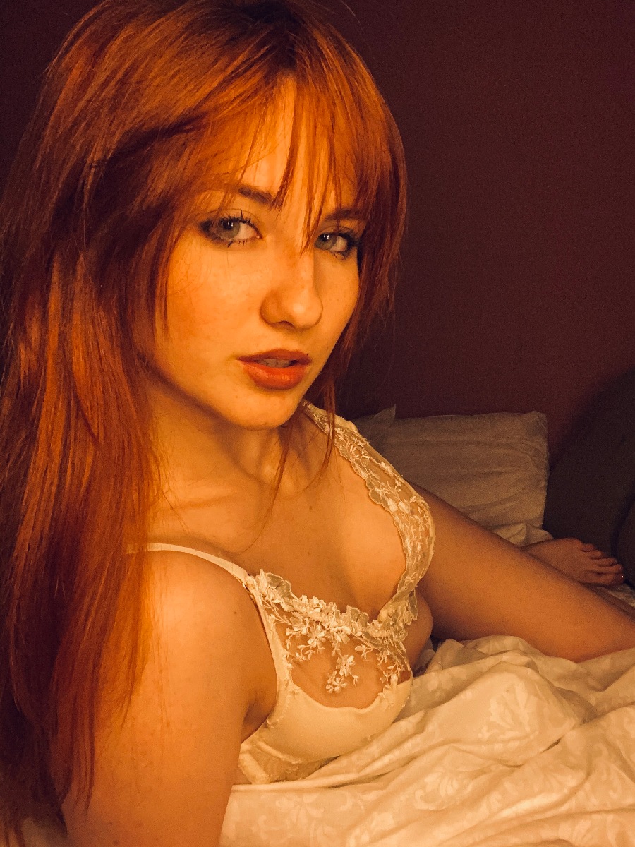 A playful frame from Nata — online in Warsaw