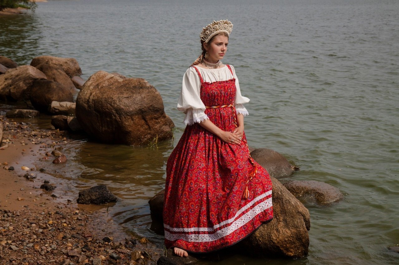 Women in Slavic costumes in Warsaw